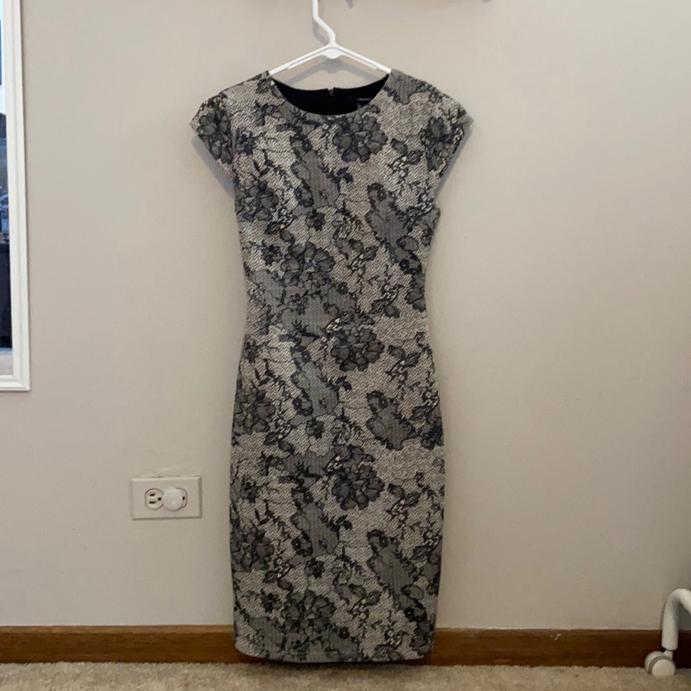 ADORABLE Floral print bodycon mini dress